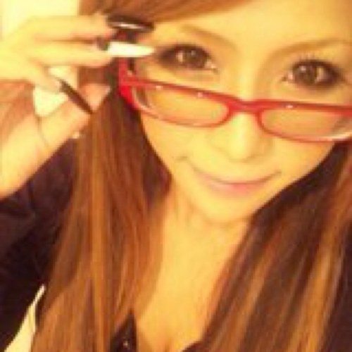 Love the world except four bitches:p
me?Japanese and what?