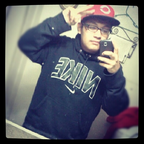 v_echov14's profile picture. 