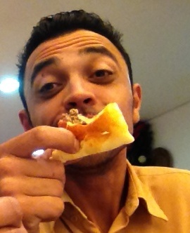 TaxistaJuliano's profile picture. As melhores, mais rápidas e animadas corridas de São Paulo. Só seguir o piloto e pagar o garoto. Integrante do Coletivo @PatcholsFamilia . P'