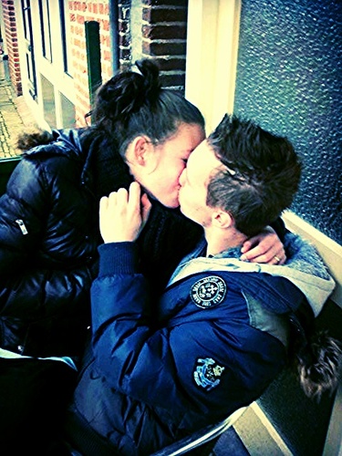 ik hou van jouu poppie je betekend echt alles voor me !!! ik wil nooit meer zonder je xxxxxxjemeisje ♥
