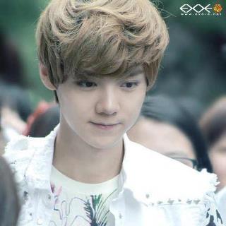 ฟอลมาสิครับ ผมเสี่ยว ผมหล่อ ผมเท่ ผมหื่น แล้วคุณจะหลงรักผม ^^