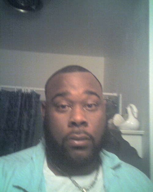 Whats up world tryin to make it happen just wanna let people kno wat im about. You might hear sum things about me but if you didnt hear it here its not true..