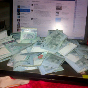 swags_rite's profile picture. Making money is my hobby