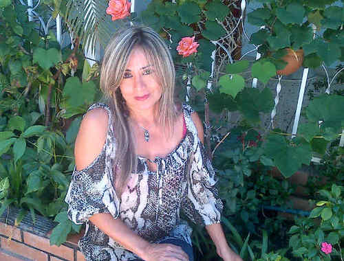 De la Tierra... Amante de la Naturaleza y sus maravillas...
Venezolana