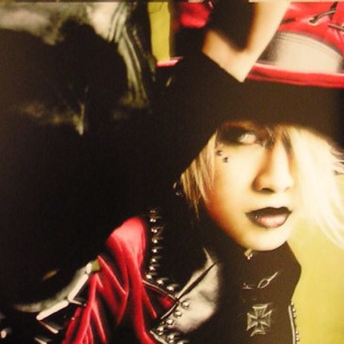 I'm Beth. :) [ @SUNSEPTID ♡20121009 ] #EilzaBeth #NCR
