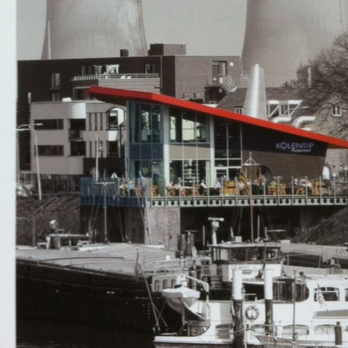 Lekker en Lokaal eten en drinken, ongedwongen en terras aan de haven van Maasbracht