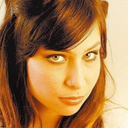 Pra que ler issuh?
Não é mais fácil me
seguir logoh?
Dai vuxê me conhece
pelos meus posts!
Não se preocupe, sempre estarei twittando! :p