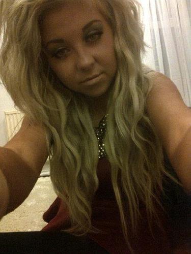 live the life you love & love the life you live..Follow me & I follow back huns!!