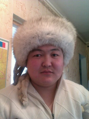 Galindev888's profile picture. Гутранги үзэлтэн бол боломж бүхэн дотроос хэцүүг нь олж хардаг, харин өөдрөг үзэлтэн бол хэцүү бүхний дотроос байгаа ганц боломжийг олж ашигладаг.