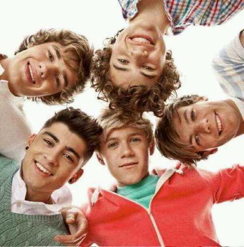 Follow for loads of 1D pics, imagines and everything one direction!!!