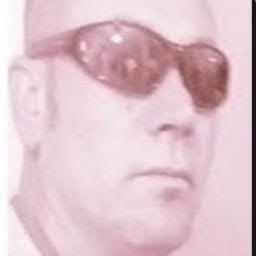sou o simas  hum cara em busca da realidade