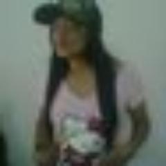 usuariostranspo's profile picture. Soy de esas nenas que los viejos locos no dejan de ver en la calle