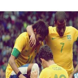 Aqui o ''Futebol'' domina tudo! Absolutamente tudo sobre futebol!