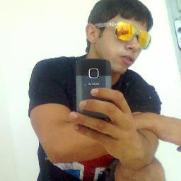 - Molduras boas nao salvam quadros ruins..
Eu procurei a vida inteira sem saber bem pelo o que - chorao// ( Iara ever)