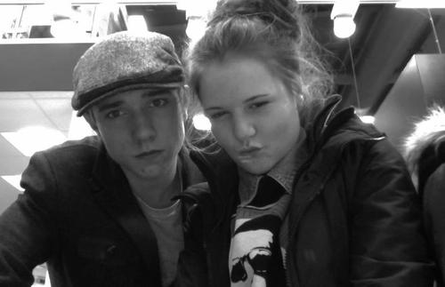 omgitsawookie's profile picture. new to twitter. I FOLLOW BACK!