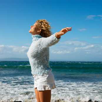 asmaaabdelaziz's profile picture. محدش بيعرف يتكلم عن نفسه واللي بيتكلم عن نفسة بيقول وجهة نظره في نفسة بس مش دايما بتكون حقيقة