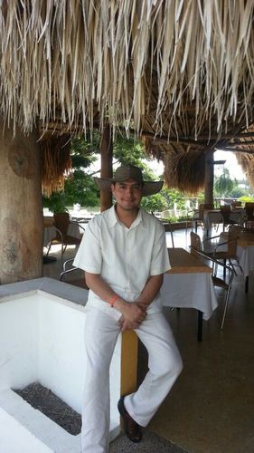 Ingeniero de Telecomunicaciones! Amante de la Vida y del buen vino