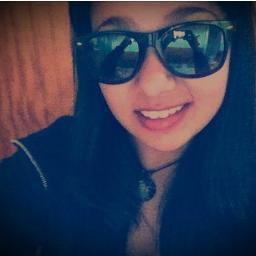 Hola:), soy belieber,Lovatic,Smiler y twiligther, tengo 12 añosu-u.. y nose que mas publicar♥
