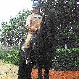 centre_hipica_f's profile picture. 