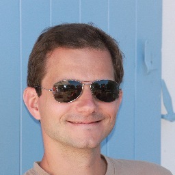 cdebParis's profile picture. 