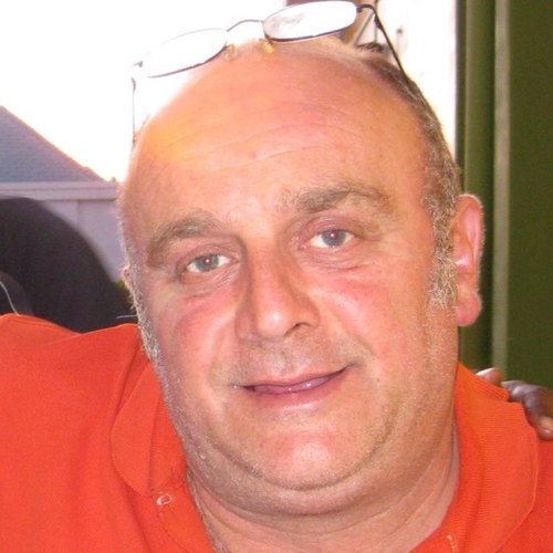 decastelliclaud's profile picture. 