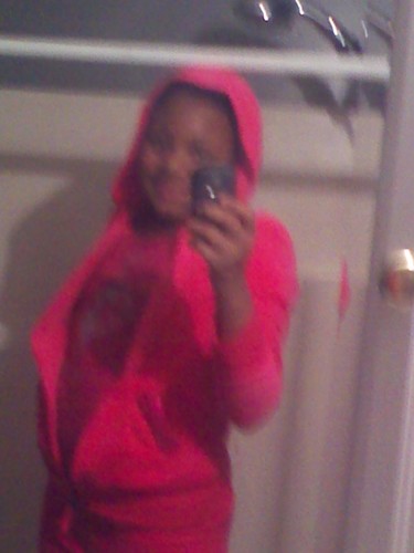 Follow me i Follow back only if u Mention me like cheerleading and soccツ♥er cheerleading the most .