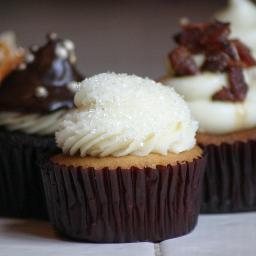These are the best lil' cakes around and once you've tried one....you'll agree!