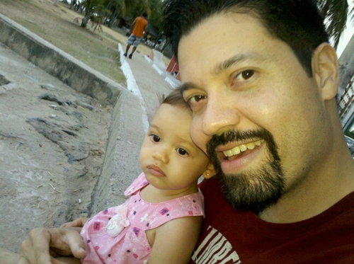 Flamenguista, apaixonado por futebol e pai da Princesa Mariana