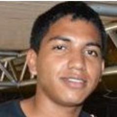 De mil mαneirαs que eu sou, 
sei que uma delas vai te αgradar... 
Me siga e tire suas próprias conclusões ..  ツ