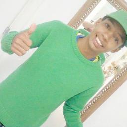 sou presença no pagode não largo meu futebol ! (8