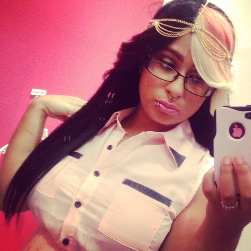 ItssYanaa's profile picture. |♀♥♀| 

I'll Find A Way To Close The Door And Be Okae With Nothing More But MYSELF !!!!!!