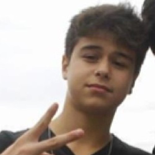 Eu te amo Incondicionalmente,infinitamente, inexplicavelmente,extremamente Seguido pelo o Pedro no dia 20/06/12 Oficializado dia 12/07/12 2° FC  @PiadasNegrini