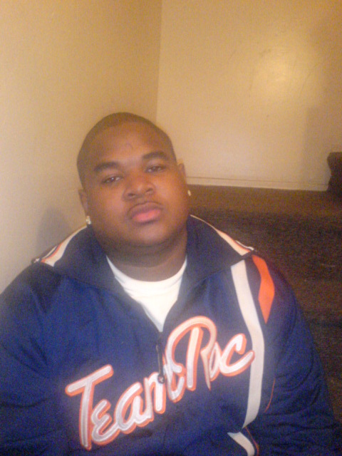 im a male from the bronx my team is amob and i just chill and get money