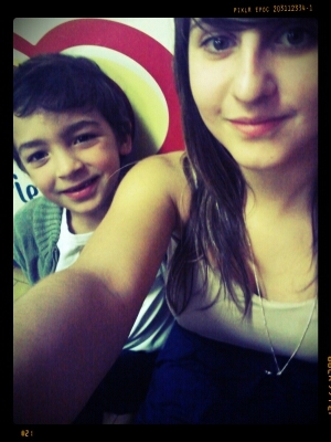 sandrineds78's profile picture. Vasi parle ;-) La jalousie est un vilan défaut ma petite ;-)