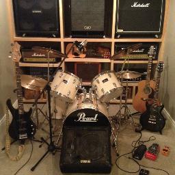 Accountant and Musician in Canada 🇨🇦 playing and writing every day and providing year round all accounting, bookkeeping and tax services!