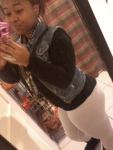 - Ummm , Justt FOLLOW BACK ( :