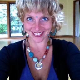 Inspiring joy, passion, and awakening in your life through the wisdom of your body!