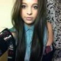 follow for a follow. 15, montreal. just moved.