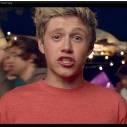Se for pra descrever minha vida em uma palavra, que seja Niall. Se for pra descrever em duas.. Que seja Niall Horan. ❤Once a directioner, always a directioner❤