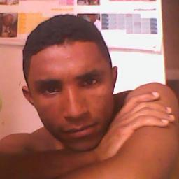 eu gosto de viaja faze amizade gosto de futebol e sai com os amigo gosto de viver