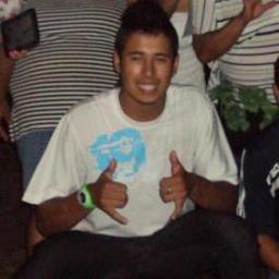 Msn ?  ... ramurdotti@hotmai.com adc aeeeh 
http://t.co/TxlvyxJa