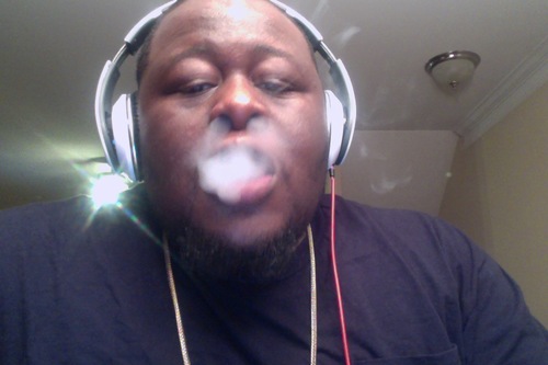 im a goddamn twitter convict.... these tweets live from the cell!!!!!! FREE ME!!!!