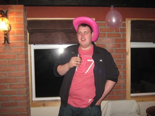 MrWelly88's profile picture. Craig
24
Lorry Driver