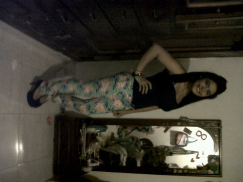 Ser lok y alegre es mejor Q sEr AmarGadA y.  AbUrRiDa PS prefieRo ser loka y Alegre ...:D 3