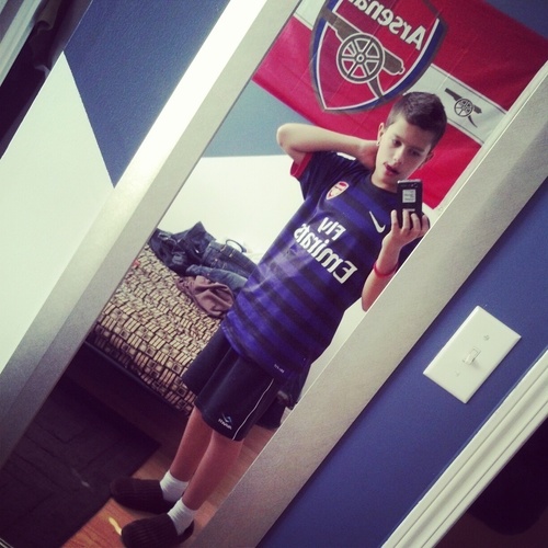 Love soccer Bayern Munich ALL THE WAY!!!! futbol 4 life and yea follow me and ill follow back