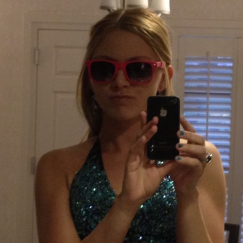 AnitaWhat's profile picture. I drink and I know things 🇮🇸🇮🇸🇮🇸