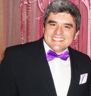 Assessor e Cerimonialista a 15 anos em Belém. http://t.co/iEiU4wGk / site.
http://t.co/yopwojb8 blogger
91-8294 4341