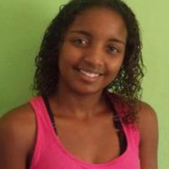 Thais Nicolau 14 aninhos , Carioca , Simpatica ,Amo fazer novas amizades , Odeio falcidade e sou apaixonada pela Banda Restart , ;
