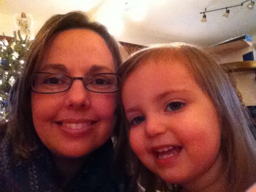 Mom of 3 girls. Love to read & hang out w/ friends & family