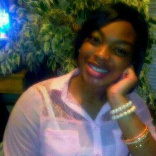 Chelsea Christia 
. April 15th . Aries . MAHS student . my heart's taken by the man above ♥ .
***Follow/Mention me & I'll do the same !!!